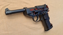 Německá pistole Walther P38 v řezu