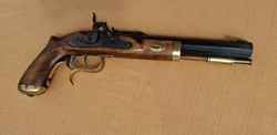Perkusní pistole Ardesa Patriot s napínáčkem, Cal.45