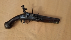 Italská křesadlová pistole LAZARINO