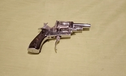 revolver .320 Corto