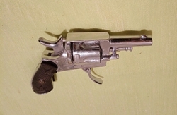 revolver .320 Corto