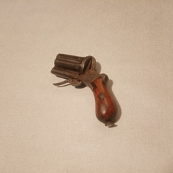 revolver ,,Pepřenka"
