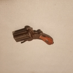 revolver ,,Pepřenka"