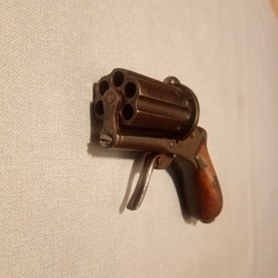 revolver ,,Pepřenka"