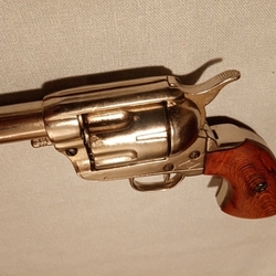 filmová rekvizita Colt Peacemaker 45LC