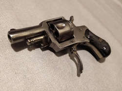 kapesní revolver Bulldog 