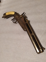 replika graviatační pistole Colette