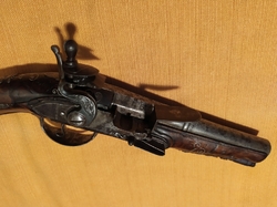 luxusní křesadlová pistole G. Sofianti