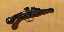 luxusní křesadlová pistole G. Sofianti