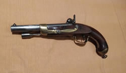 Francouzská jezdecká pistole 1822 T