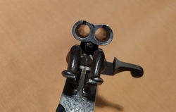 Francouzská 2-hlavňová pistole 11mm Pinfire