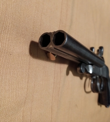 Francouzská 2-hlavňová pistole 11mm Pinfire