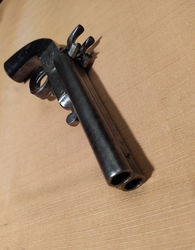Francouzská 2-hlavňová pistole 11mm Pinfire