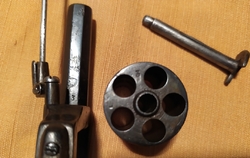 revolver s pojistkou