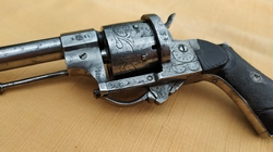 zdobený důstojnický revolver Lefaucheux 11mm