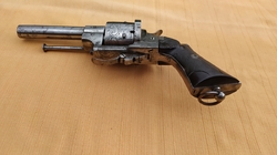 zdobený důstojnický revolver Lefaucheux 11mm