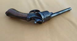 Důstojnický revolver .450CF