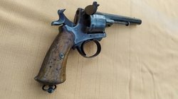 Důstojnický revolver .450CF