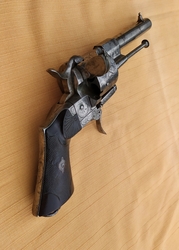 zdobený důstojnický revolver Lefaucheux 11mm