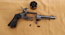 zdobený důstojnický revolver Lefaucheux 11mm