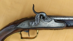 luxusní pistole Johannes Höffer ( Karlovy Vary )