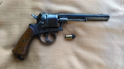 Důstojnický revolver .450CF
