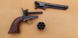 US revolver COLT NAVY 1851