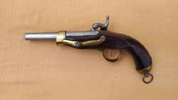 Zperkusená pistole AN XIII