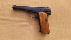 Znehodnocená pistole FN 1922