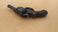 Kapesní revolver typu Bulldog
