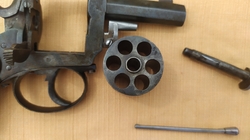 Kapesní revolver typu Bulldog