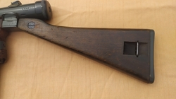 Znehodnocený samopal 24
