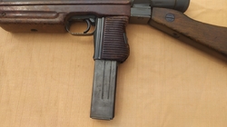 Znehodnocený samopal 24
