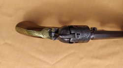 perkusní revolver Colt M1849
