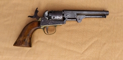 perkusní revolver Colt M1849