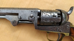 perkusní revolver Colt M1849