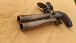 Námořní 2 hlavňová pistole ,,kozlice“