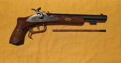 perkusní terčová pistole .45