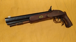 perkusní terčová pistole .45