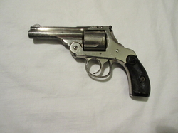 revolver Harrington & Richardson M1887