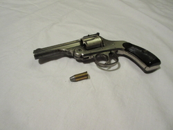 revolver Harrington & Richardson M1887