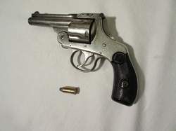 revolver Harrington & Richardson M1887